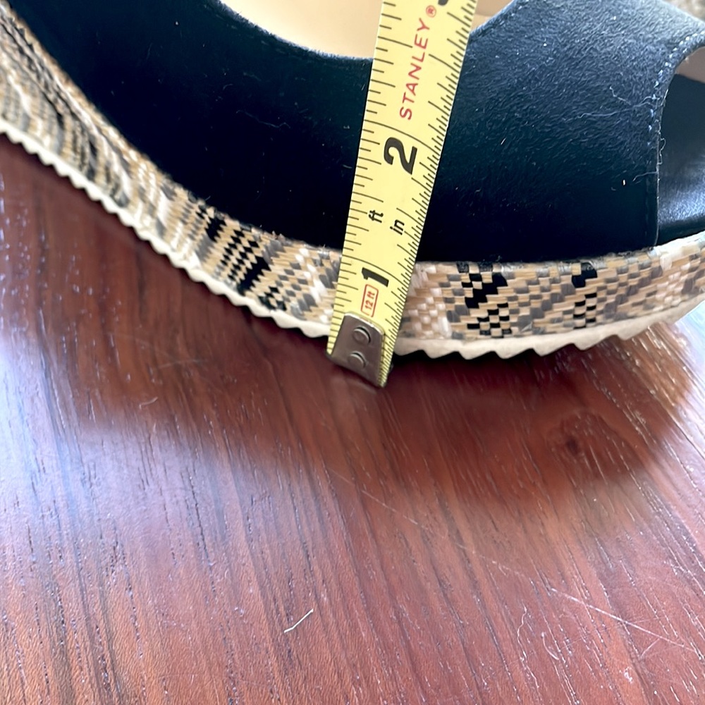 Leather/Suede Wedge Peep-toe Platform Sandals, Size 35 EU (US Size 5) - Picture 3 of 6
